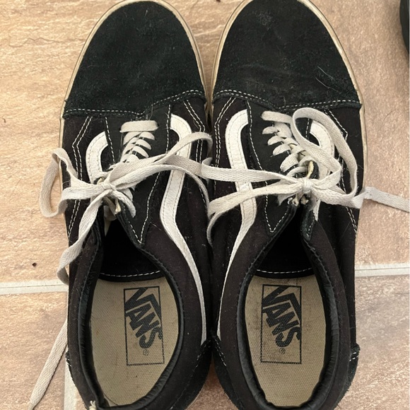 Original Vans old skool shoes - men's size 10 - Picture 1 of 3